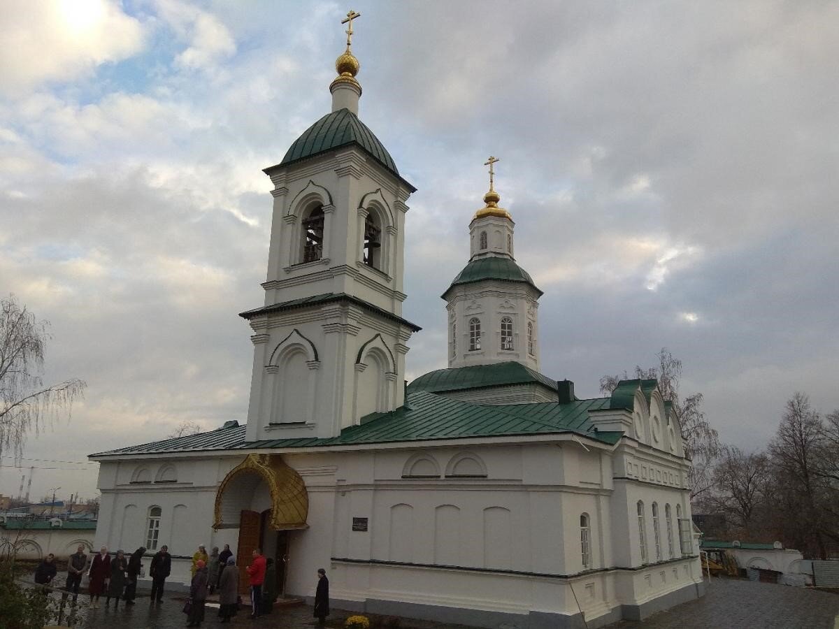 Троицкий храм ныне является подворьем Санаксарского Рождество-Богородичного монастыря 
