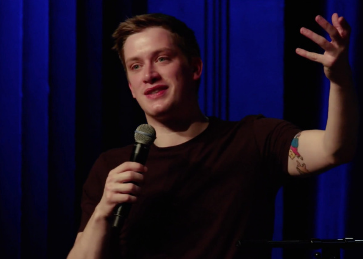 На фото Дэниел Слосс, фотосток Pexels, обработано в Канва.