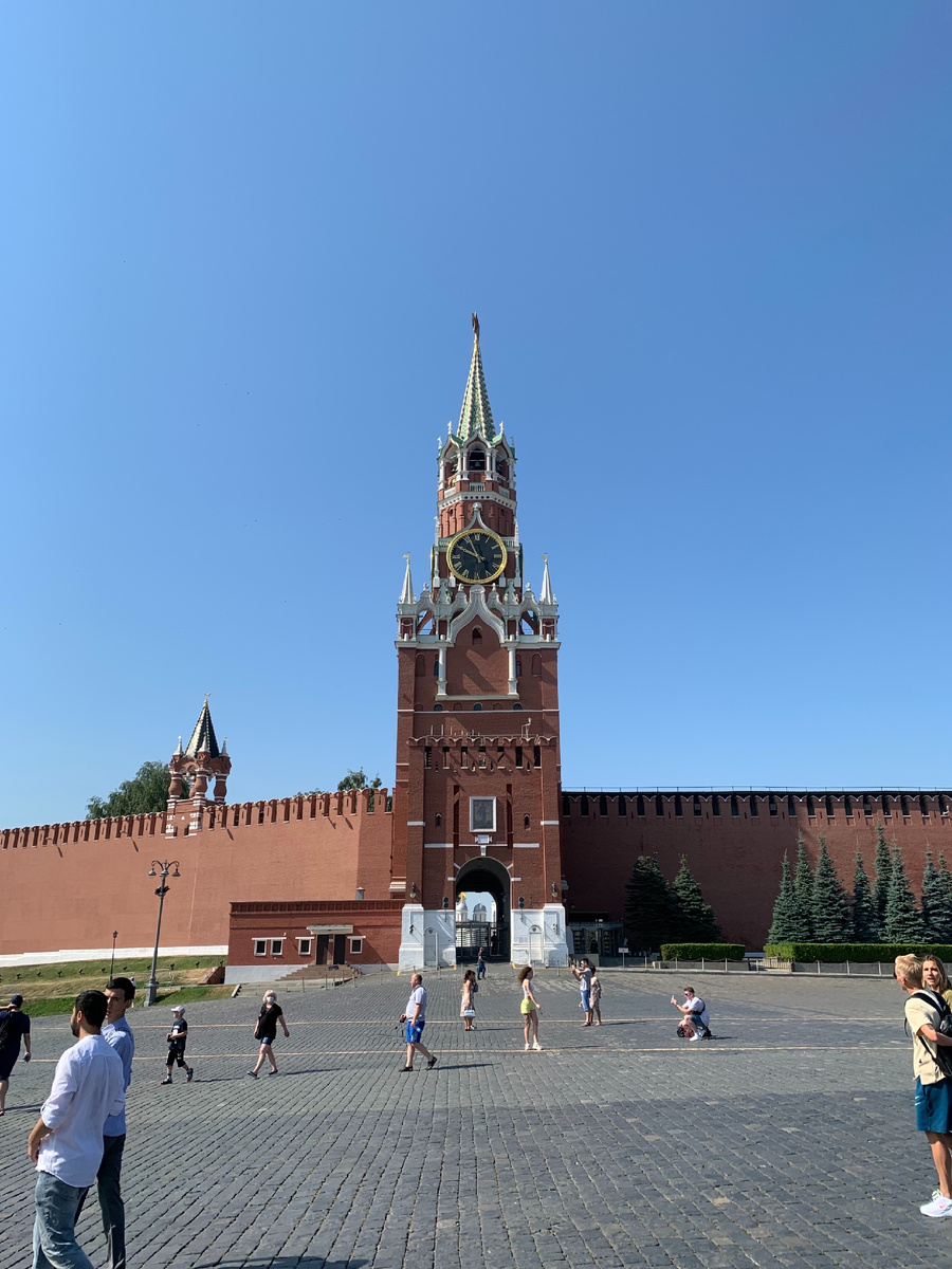 Красная площадь. Сердце страны.