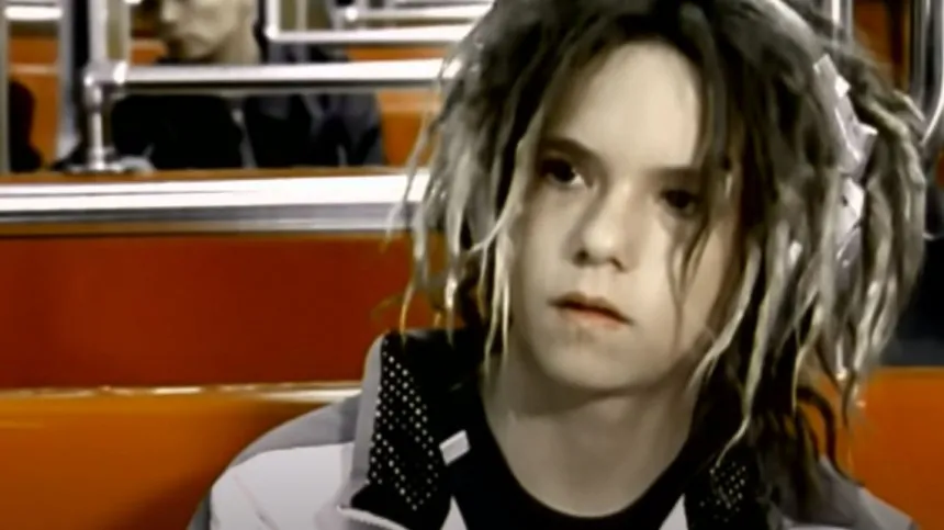 Кадр из клипа