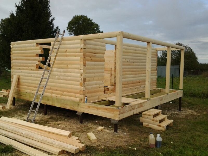 Сруб бани из профилированного бруса