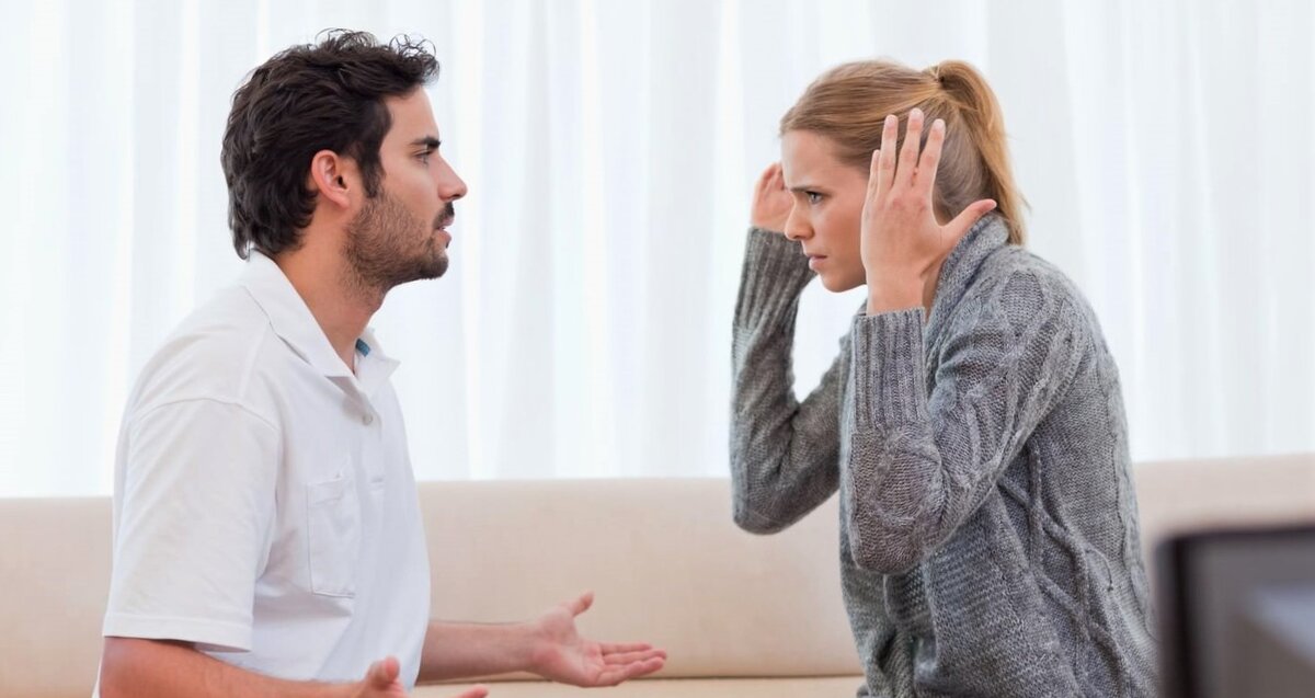 Из-за чего любой мужчина может стать неуверенным в своих отношениях или браке? 3 ключевые причины по мнению психологов