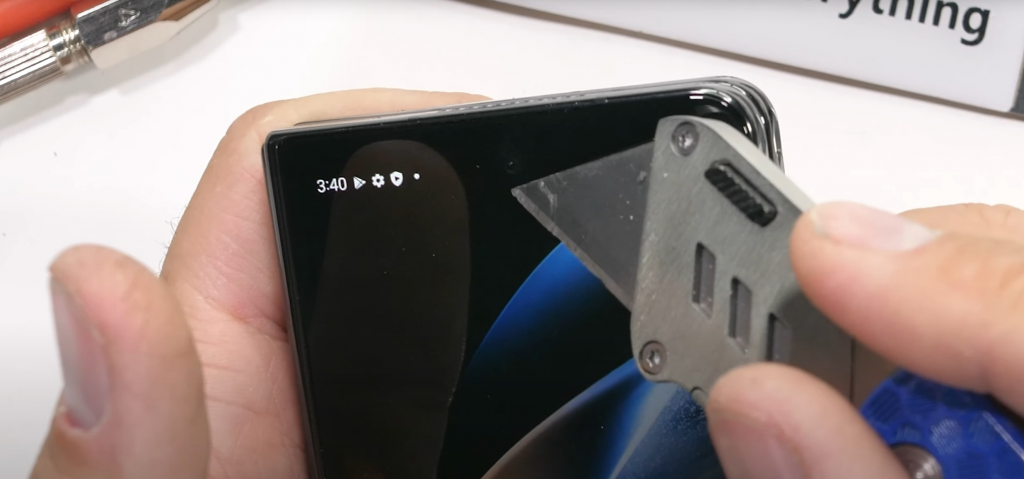    Galaxy Z Fold4