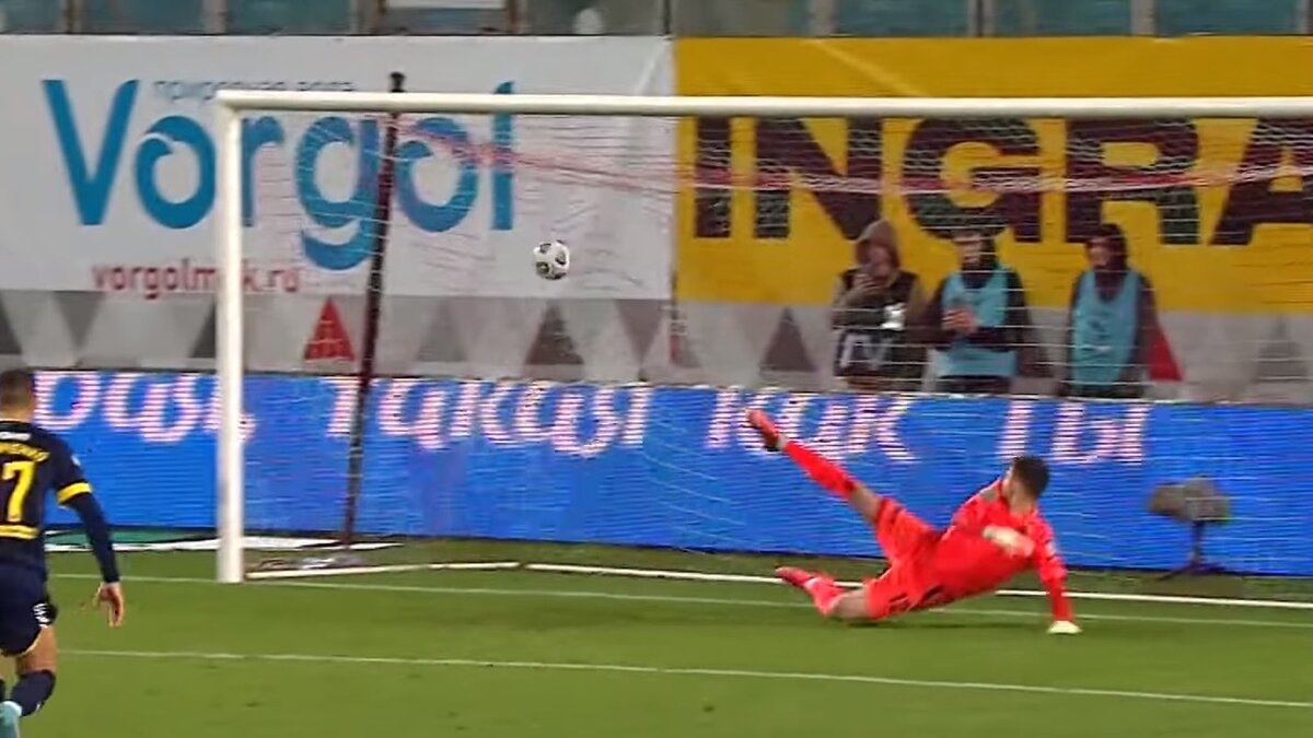 С третьего раза, с помощью судьи "Ростов" таки поставил победную точку в матче!