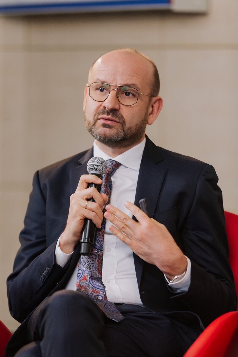 д.м.н., профессор, зав. кафедрой общей и клинической фармакологии РУДН, заместитель главного врача по терапии ГКБ №24 ДЗМ С.К. Зырянов