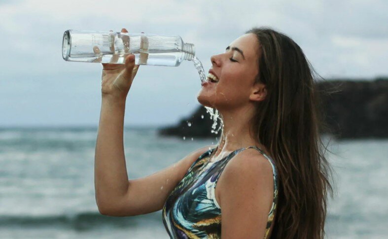 Вода улучшает пищеварение и состояние кожи