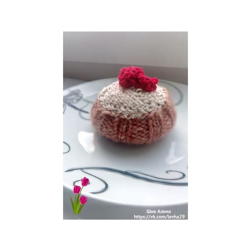 Листайте "карусельку".