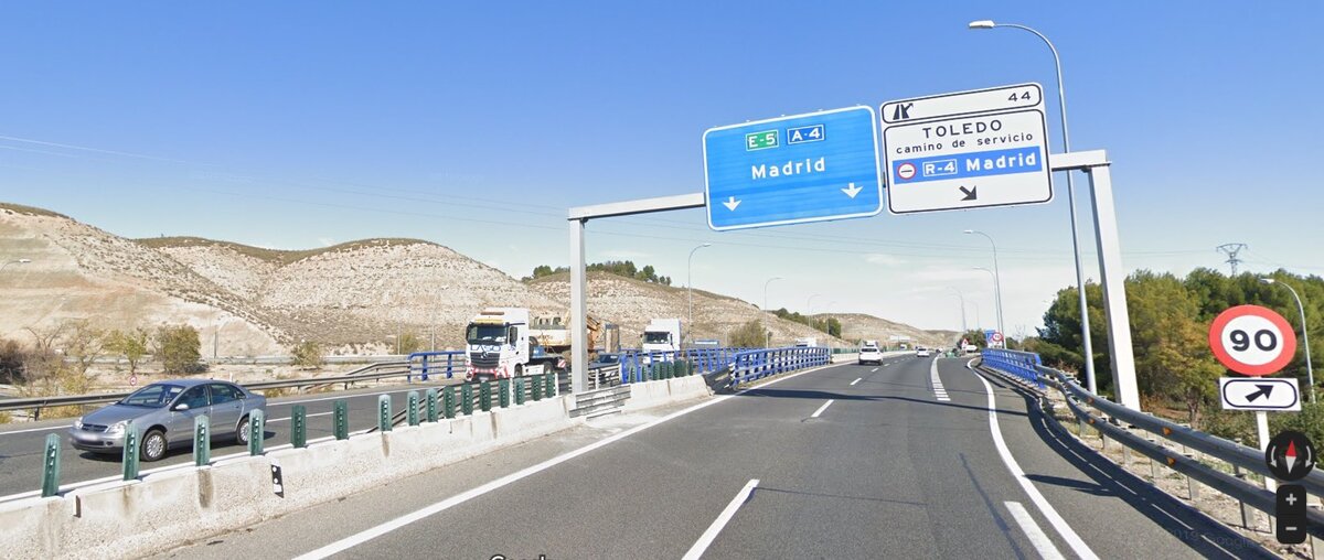 На одном из участков Южного шоссе, Autovia del Sur, в районе Аранхуэса