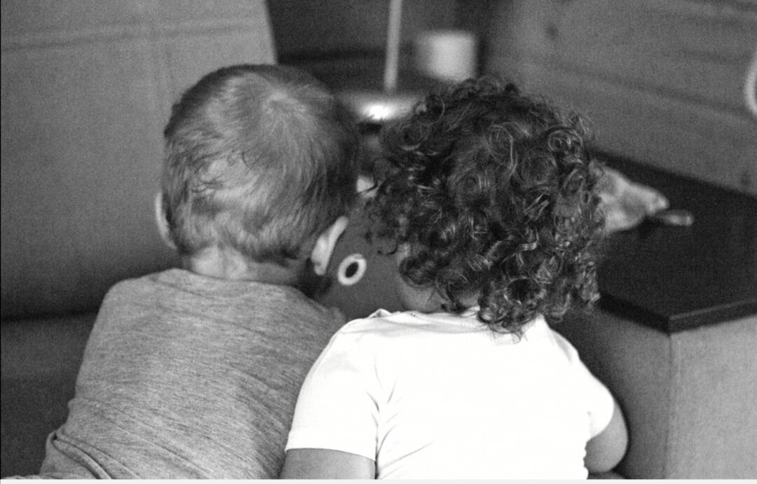 Наша кудрявая подружка Варечка.