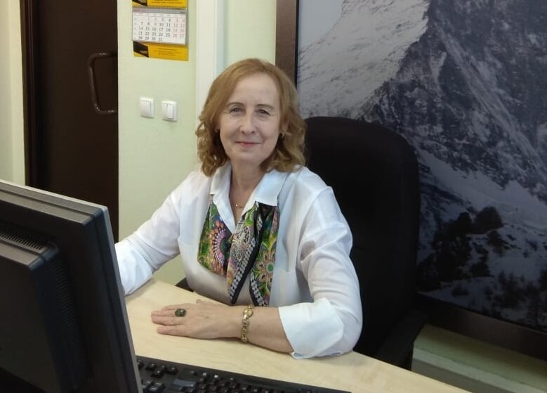 Моя мама на рабочем месте в банке. Горжусь невероятно, она для меня пример во многих вещах!