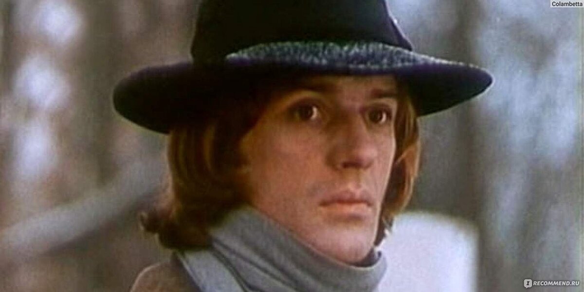 Кадр из фильма "Женщина в белом" (СССР, Молдова-филм, 1981). В роли Уолтера Хартрайта - Александр Абдулов. Фото из открытого источника с сайта Irecommend.ru