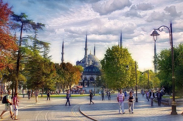 Площадь Sultanahmet