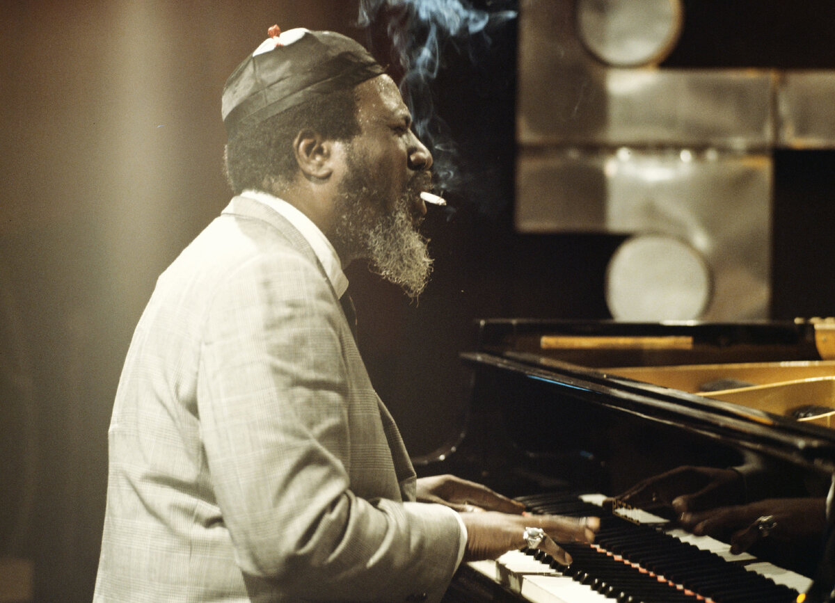 фото: https://www.npr.org/2017/10/10/556842176/after-midnight-thelonious-monk-at-100