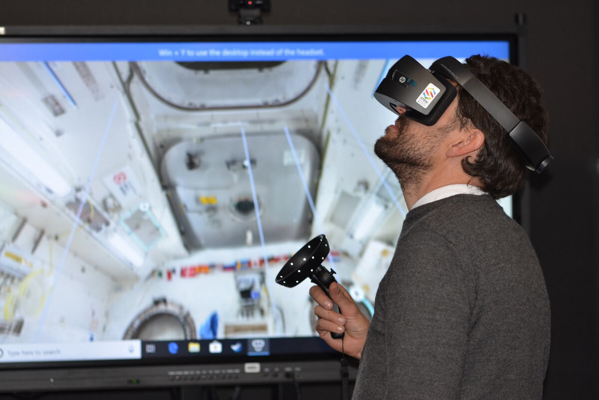 Виртуальная реальность
