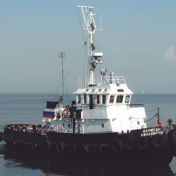 Буксир "Капитан Ханахбеев" Фото из журнала Морские вести