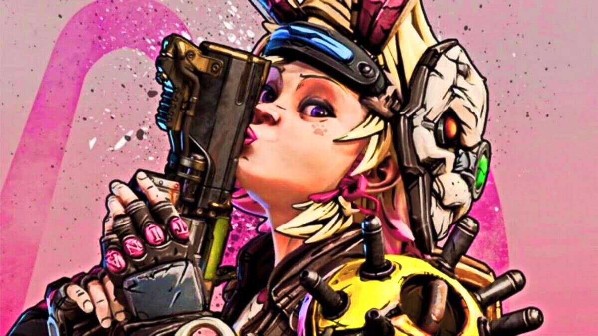 Малышка Тина повзрослела, сменила ориентацию и стала еще более безумной