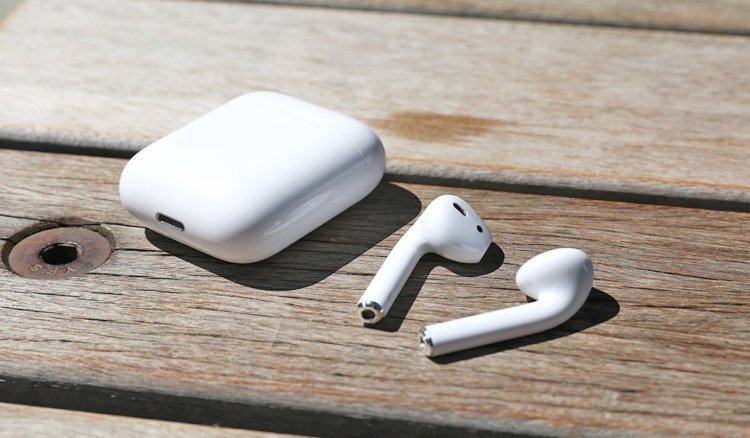 AirPods — хорошие наушники, но вместо них можно купить целый смартфон и не один 