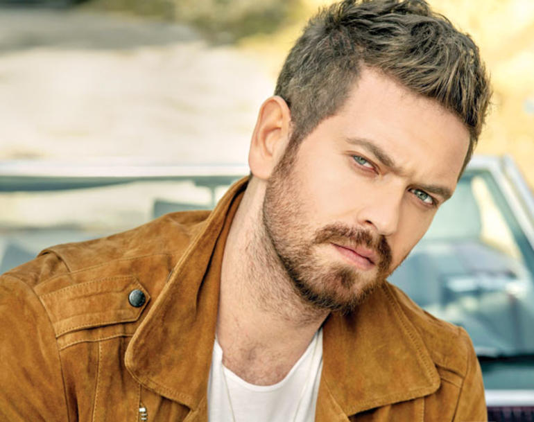 Энгин озтюрк без бороды. Озген озтюрк. Энгин озтюрк. Энгин озтюрк 2021. Энгин озтюрк биография.