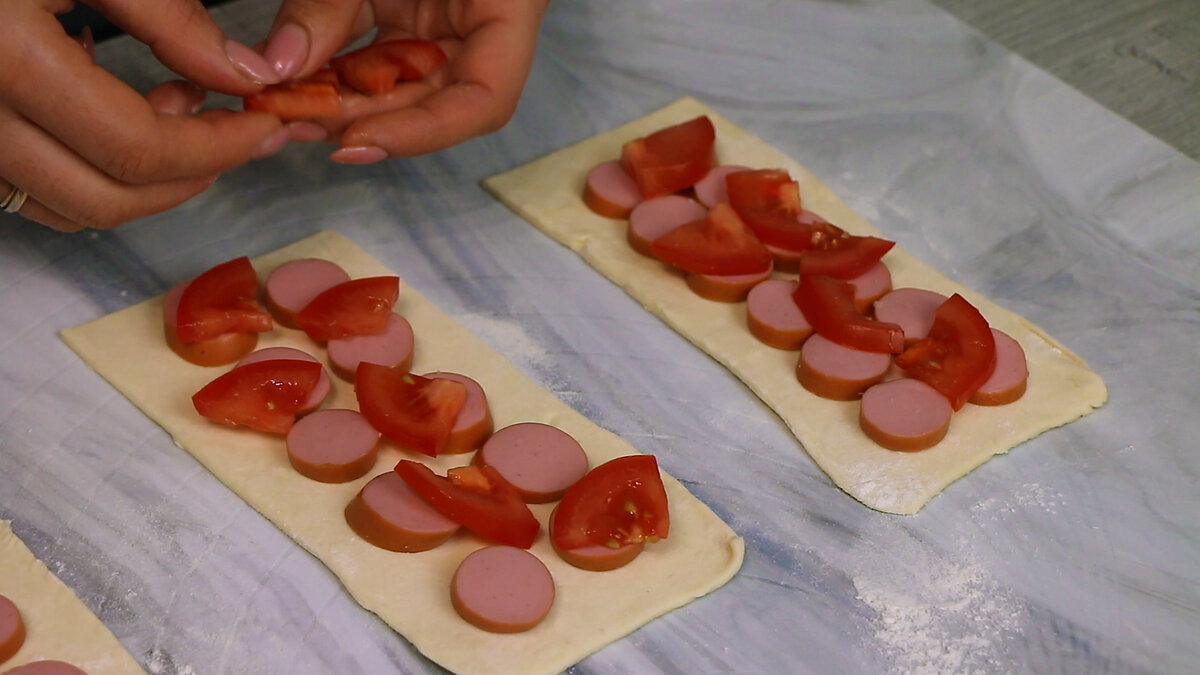 Берем сосиски и слоеное тесто для быстрого и вкусного перекуса | Кулинарка  | Дзен