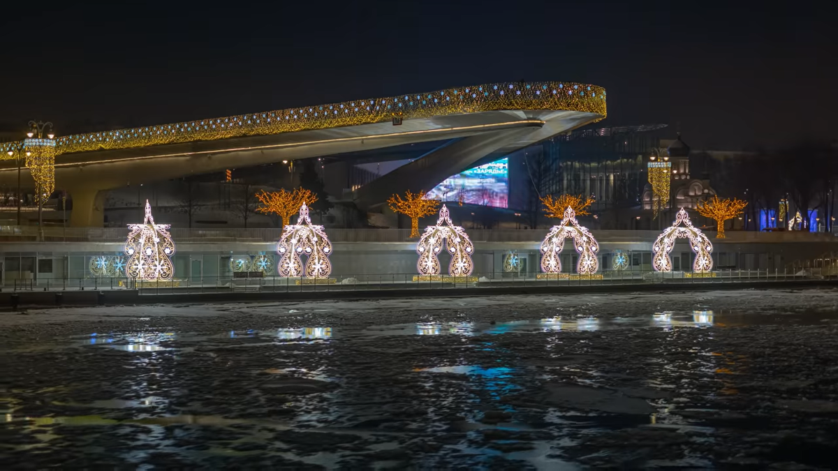 из видеоролика о новогодней Москве