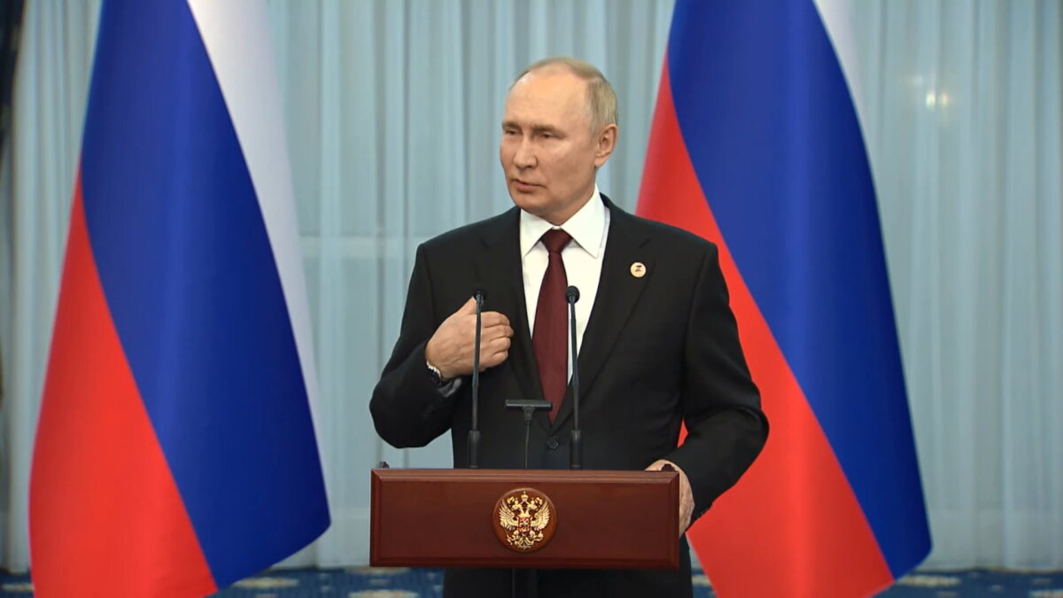 «Верить никому нельзя, можно только мне» — Путин в Бишкеке отвечает на вопрос журналистки