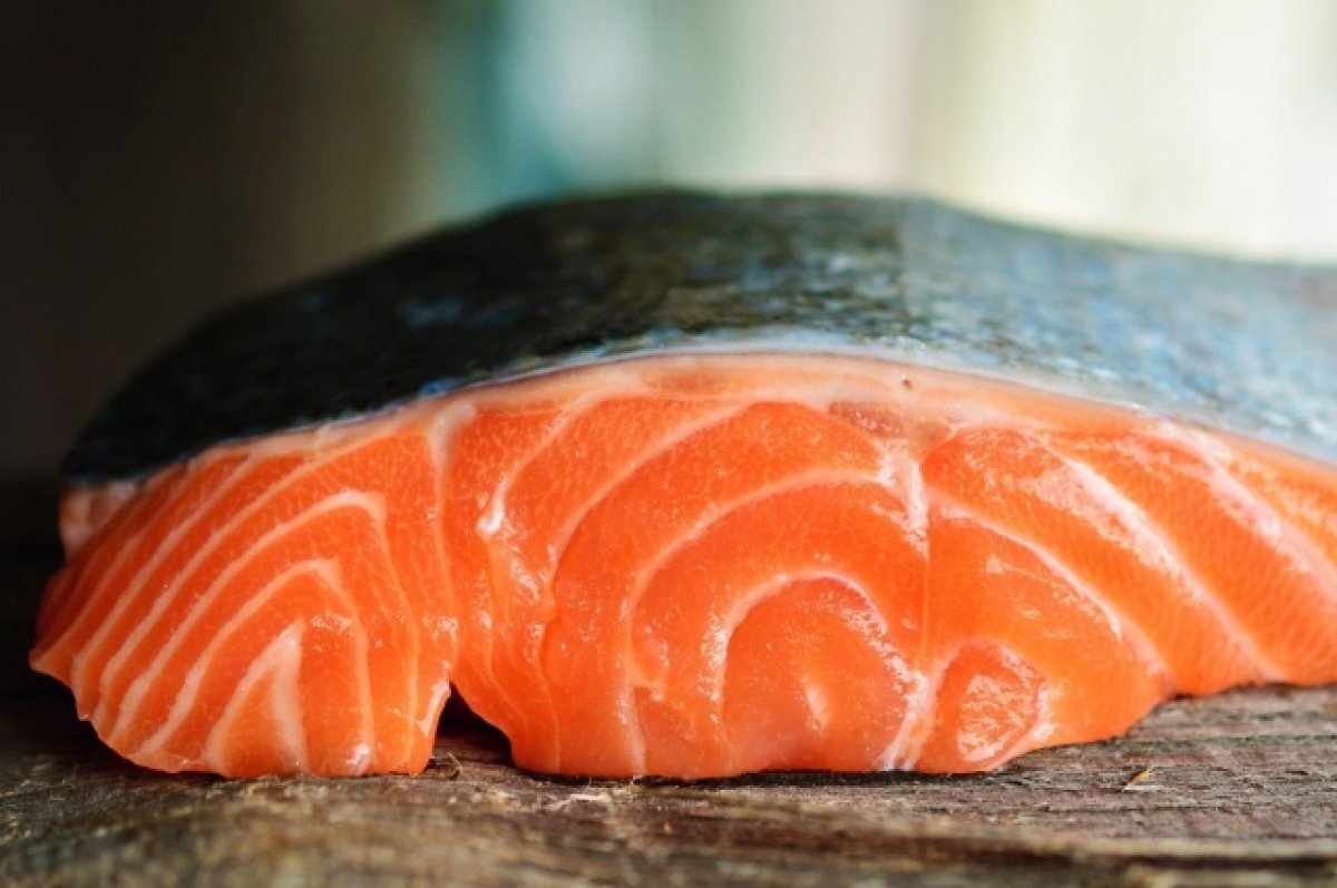    Диетолог Лазуренко назвала полезные свойства красной рыбы