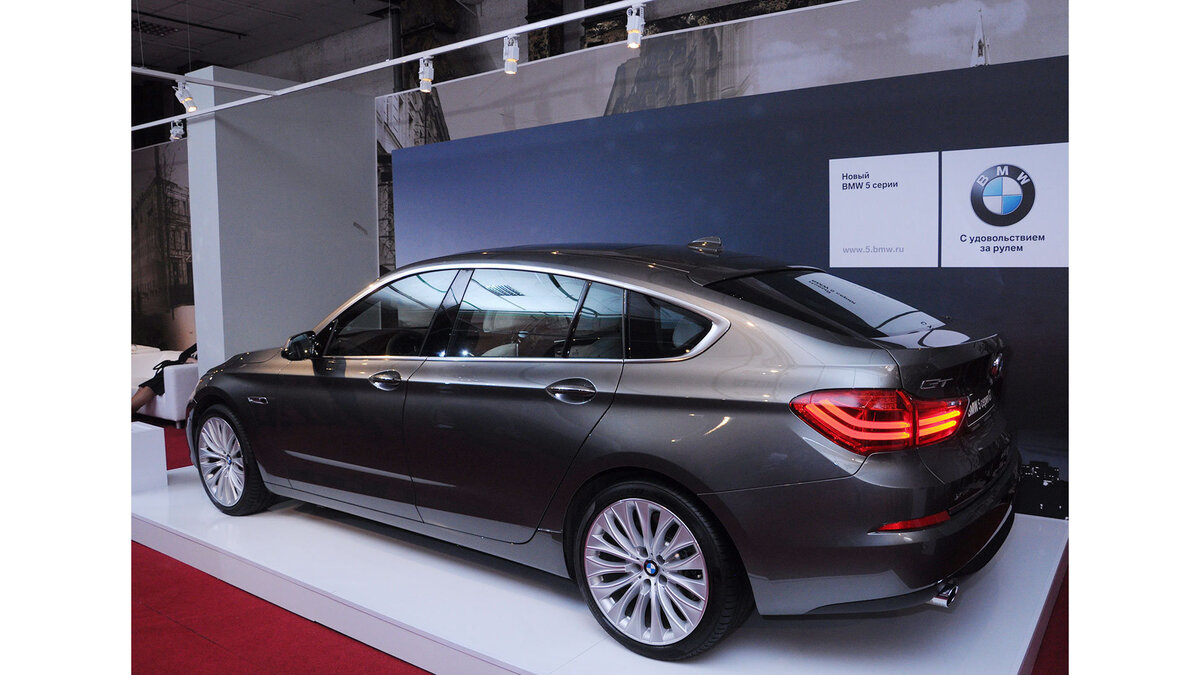    Новая модель BMW 5-й серии© РИА Новости/Аврора