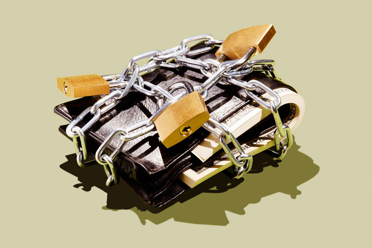     Новая коварная схема мошенников, которая угрожает каждому: деньги со счетов россиян исчезают в секунду