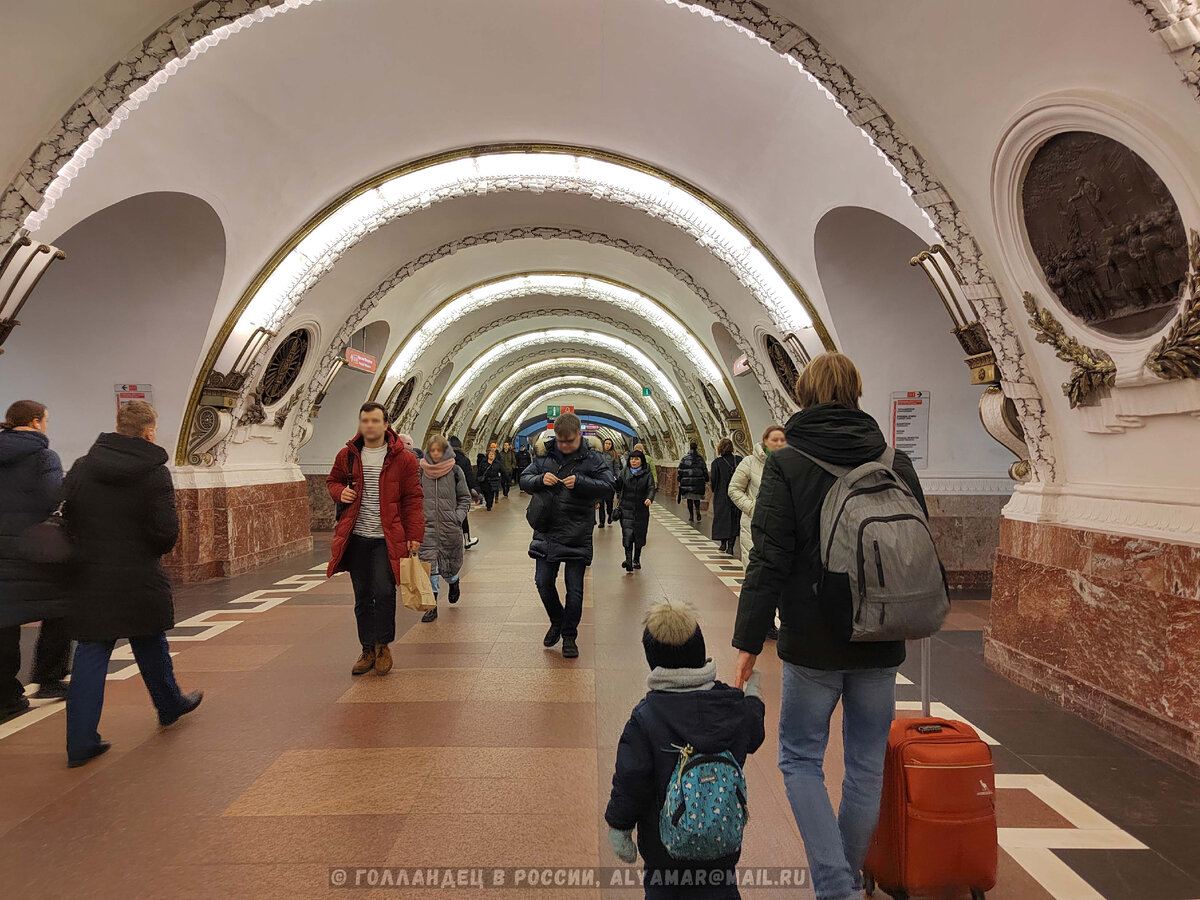 Метро Петербурга. Кто-то узнал станцию? Фото: из личного архива