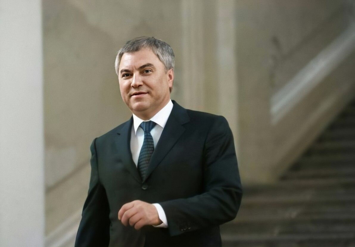 Спикер Госдумы Вячеслав Володин сам не служил, но предложил не пускать на госдолжности неслуживших россиян. Фото: пресс-служба Госдумы
