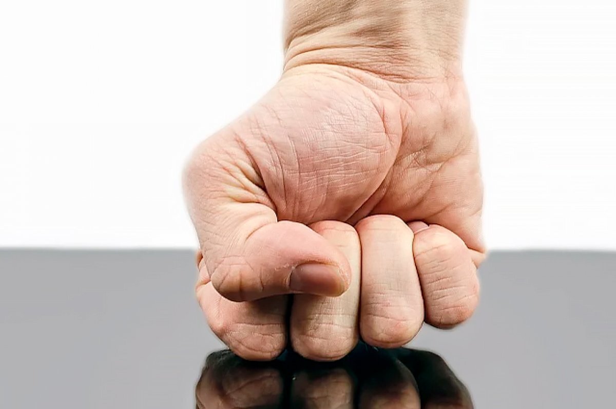    В Тверской области 40-летний мужчина угрожал своей жене убийством