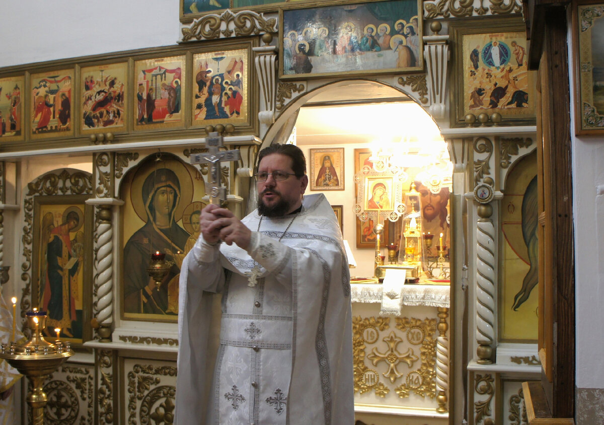 О. Анатолий
