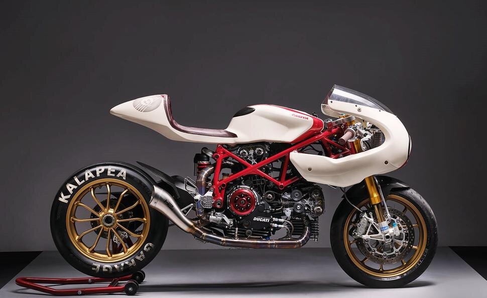 Elbow z Racing Ducati