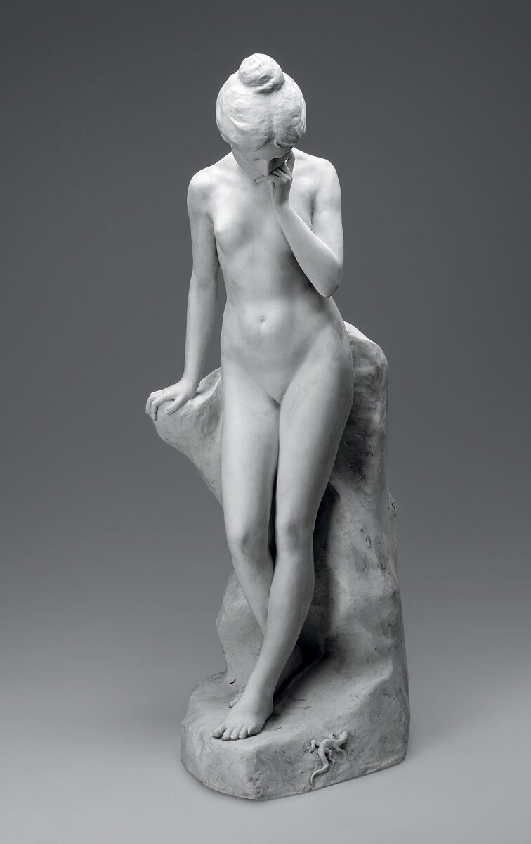 Скульптура «Юность» 1906
Россия, Санкт-Петербург. Императорские фарфоровый и стеклянный заводы 
Автор модели М. Л. Диллон (1858–1932), формовщик А. М. Лукин (1864 – ?; работал на Императорских заводах в 1886 – 1930-е) 
Бисквит 
Государственный Эрмитаж