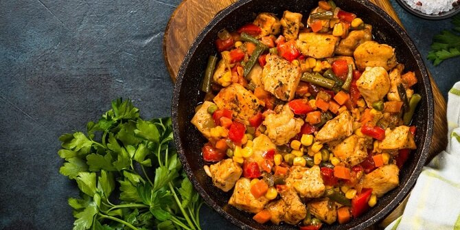 Простые и вкусные блюда из филе курицы на сковороде: 5 рецептов - Пошаговый рецепт с фото