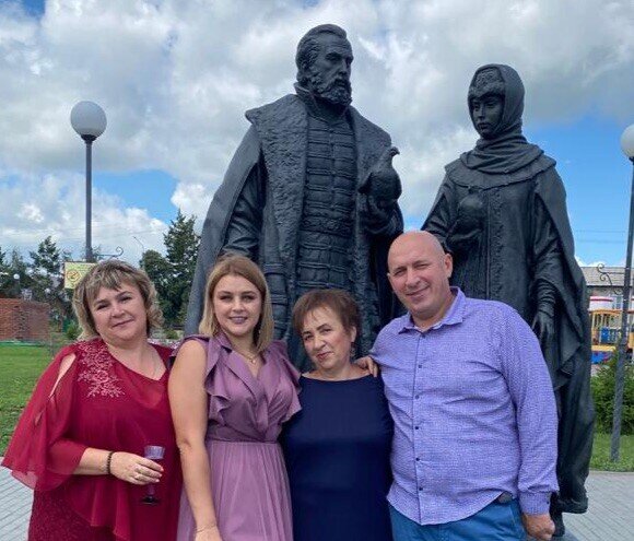 Я и мои дочь,сын и внучка.Папа фоткает. фото автора.