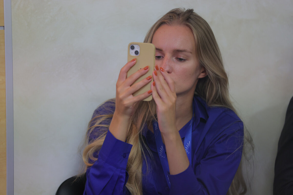 Схема обмана связана с поставками гаджетов Apple.  Фото: Евгений Поторочин