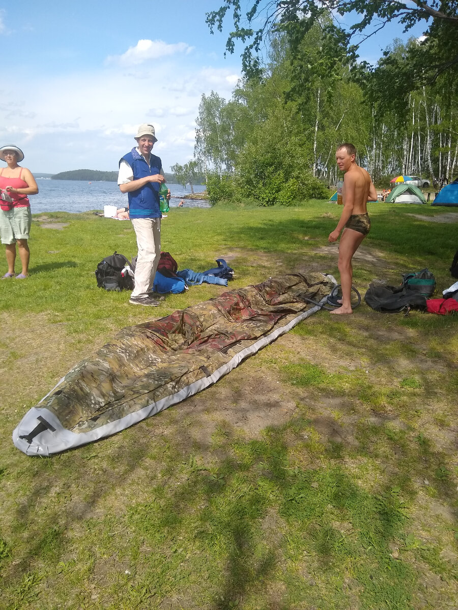 Подготовка лодки. Фото автора.