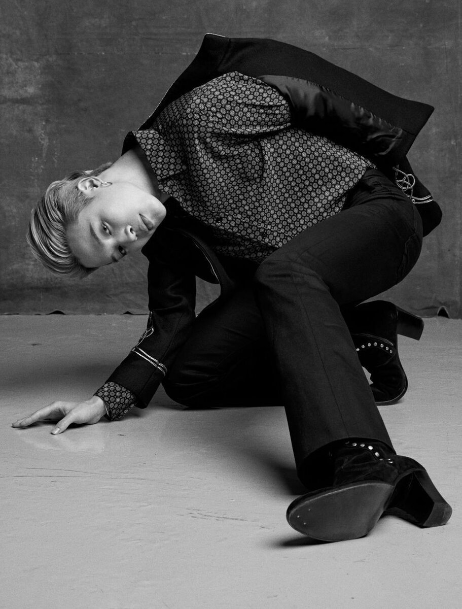 BTS. Jimin & and his high heels.