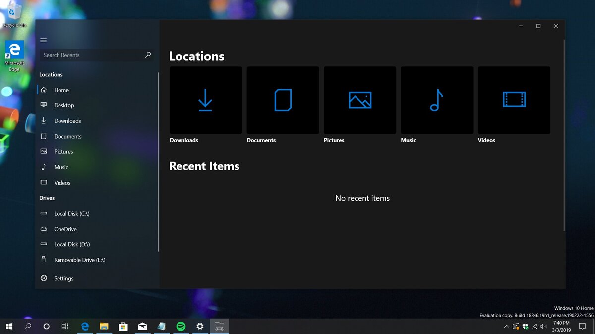 Приложение, основанное на UWP.