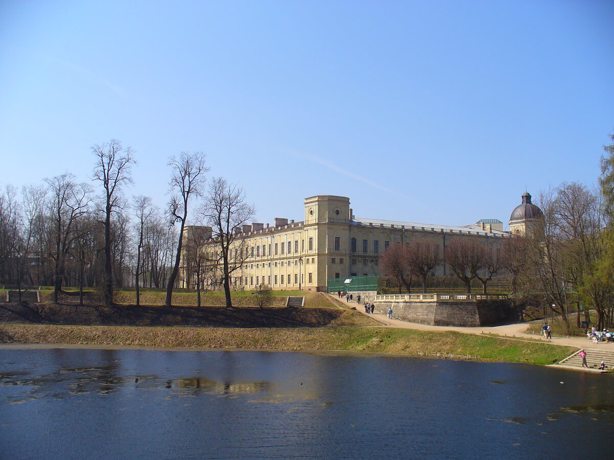 Гатчинский дворец (Фото взято из личного архива автора)