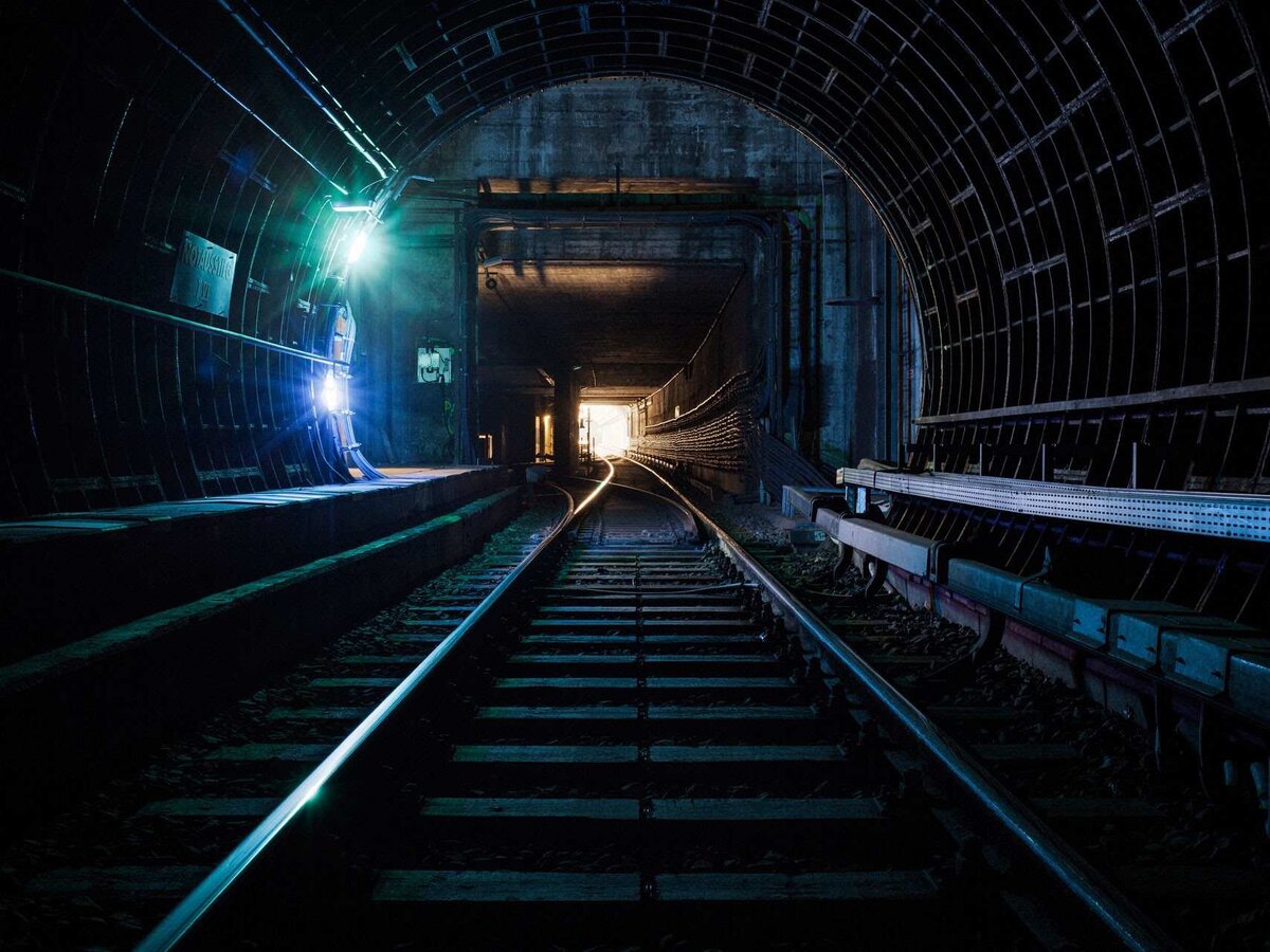 Метро железная дорога