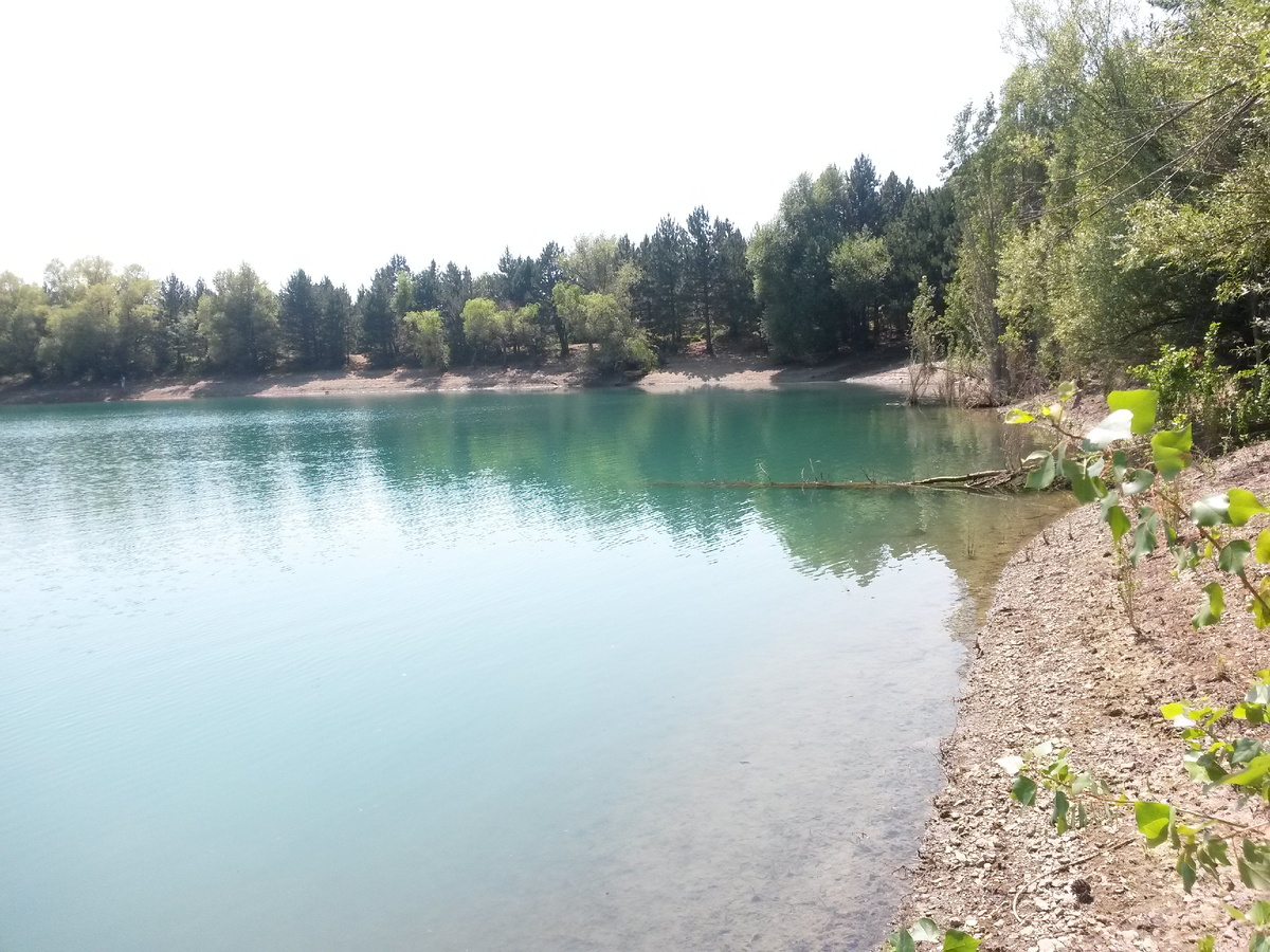 озеро Бирюзовое