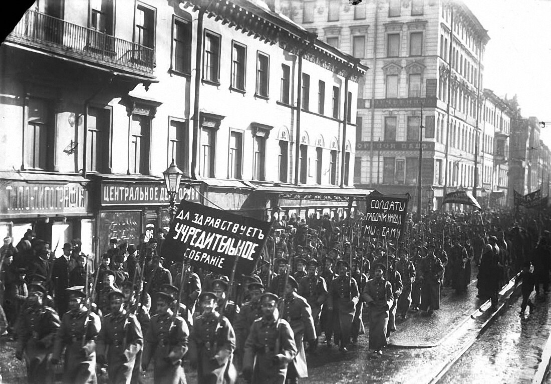 Российская р. Октябрьская революция Петроград 1917. 1917 Февральская и Октябрьская революции в России. Великая Февральская революция. Февральская революция 1917 фото