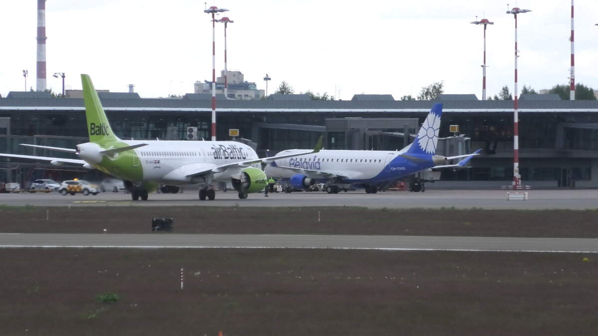 Если где и встретятся теперь самолёты airBaltic и "Белавиа", то уже не в Риге и не в Минске