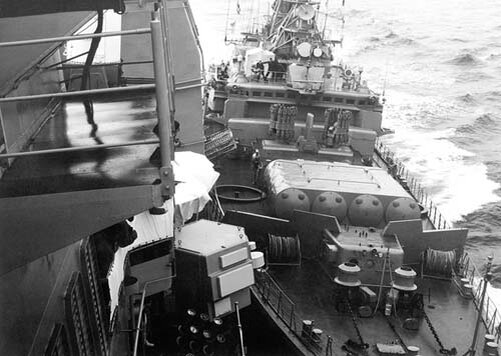 "Навал" "Беззаветного" на "Йорктаун". Фото из Википедии