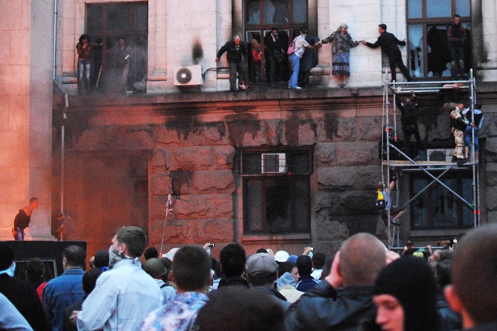 Трагедия в одессе 2 мая 2014 года фото