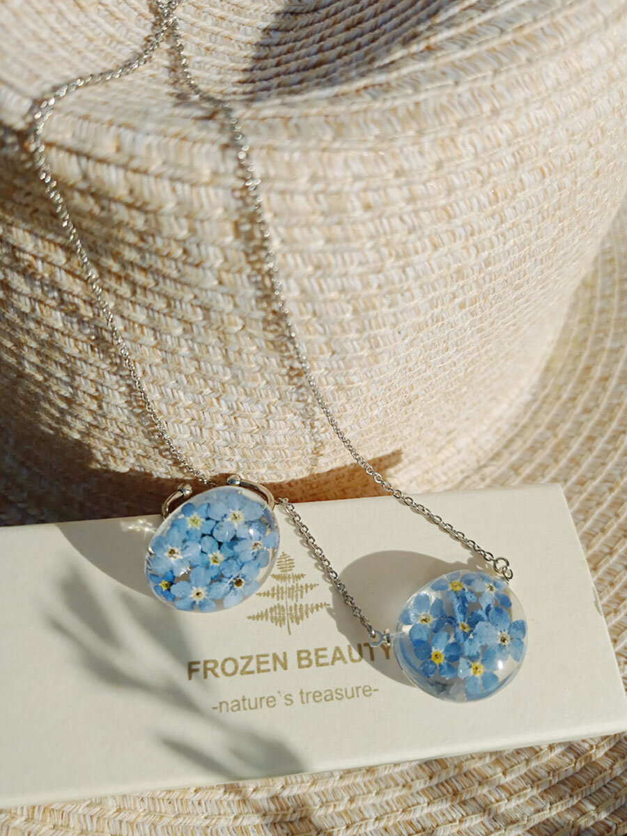 Подвеска и кольцо с незабудками