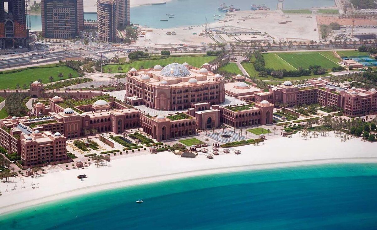 emirates palace в абу даби