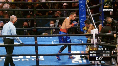 – Дробовик вместо левого хука.